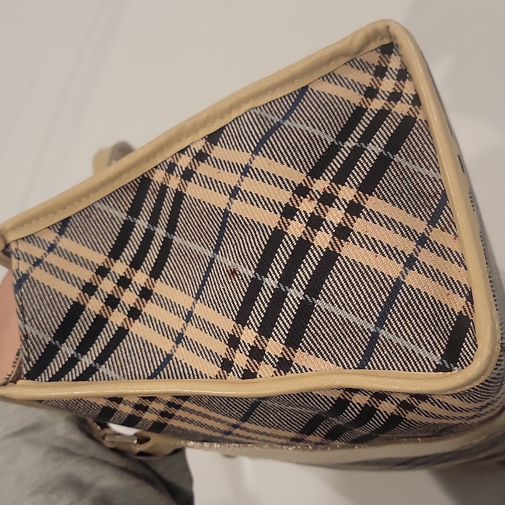 Authentic Burberry Blue Label bag - Picture 4 of 11
